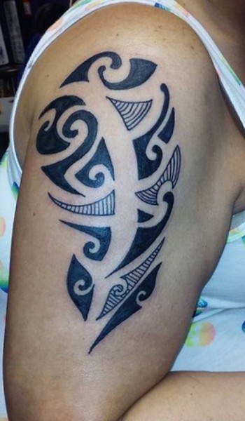 a tribal shape tattoo